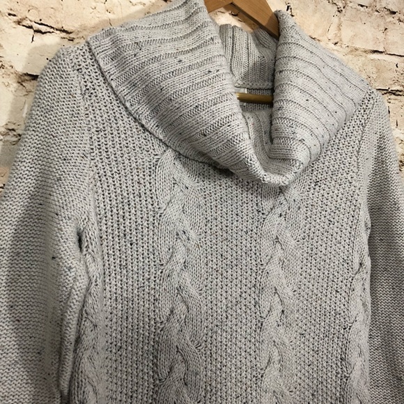 Women’s cowl neck sweater - Picture 2 of 5